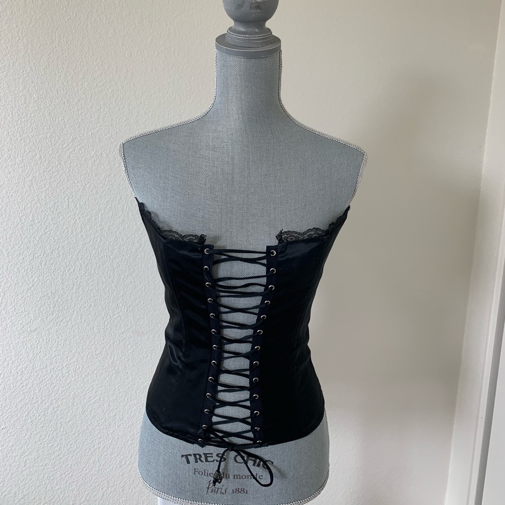 Black Corset Bustier Corsage Strapless Lace up, brand “Tied up”, Size Small.